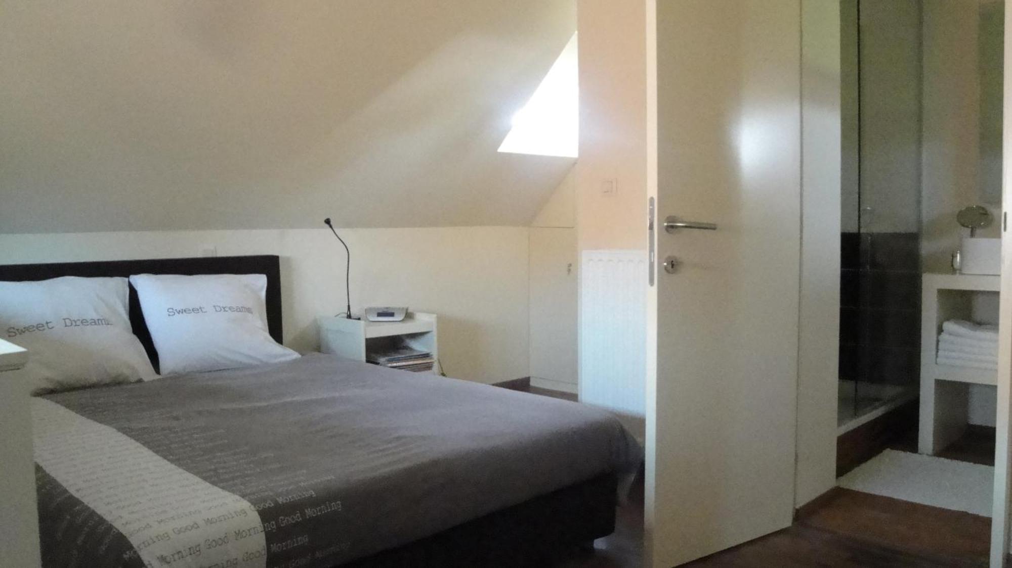 B&B De Zoete Kers Wakken Exteriér fotografie